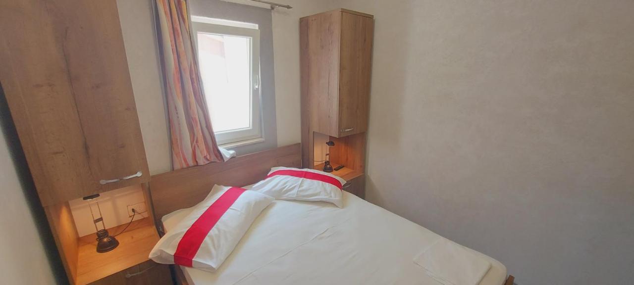 Apartmani Andrija Живогоще Екстер'єр фото